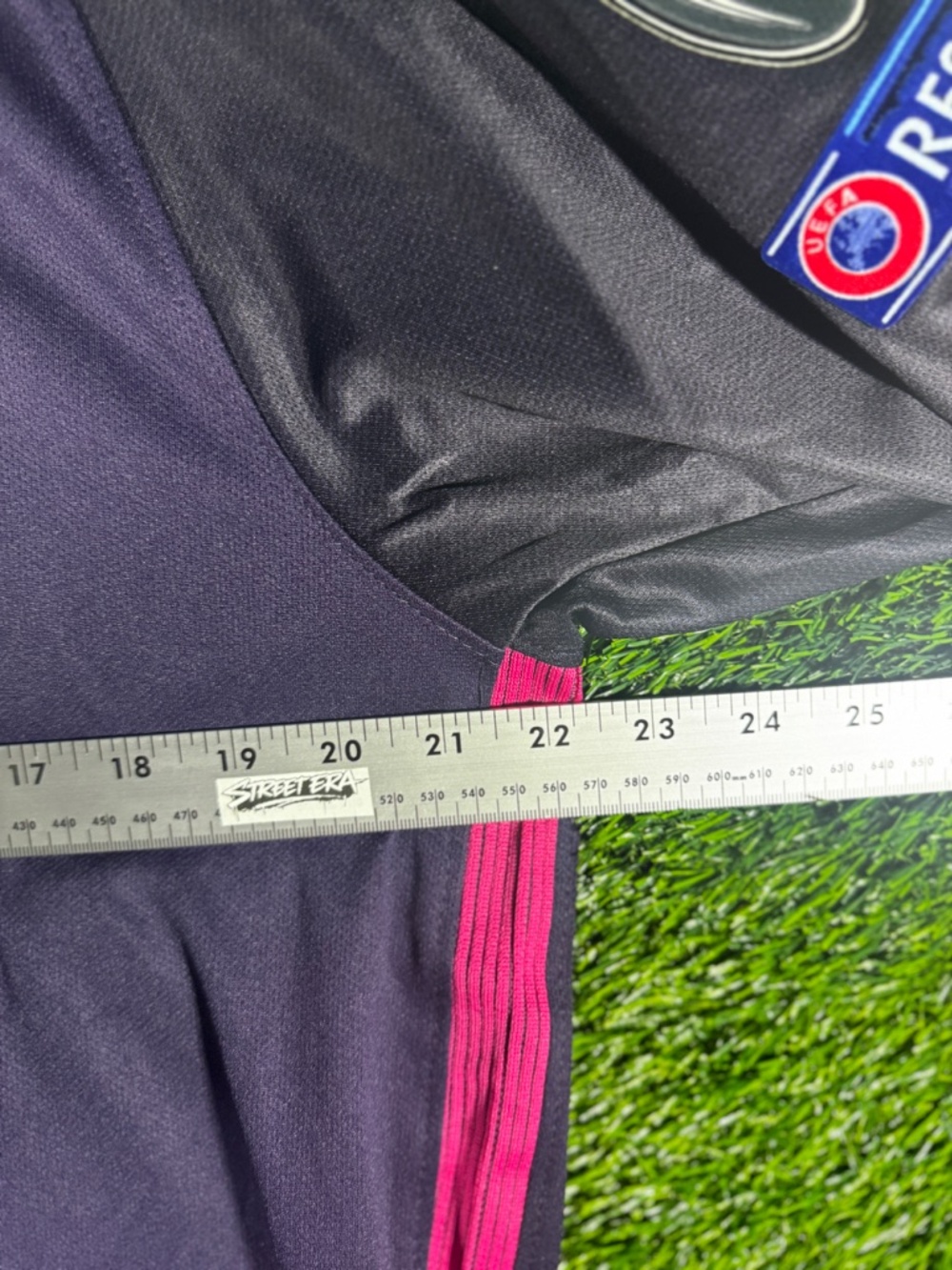Barcelona 2016/2017 Away - Picture 2 of 4